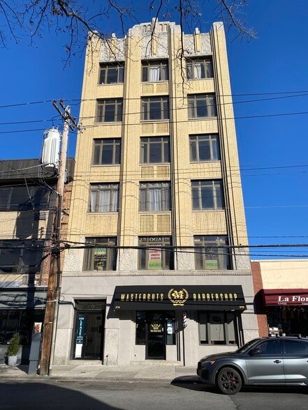 219 Westchester Ave, Port Chester, NY for lease - Building Photo - Image 1 of 6