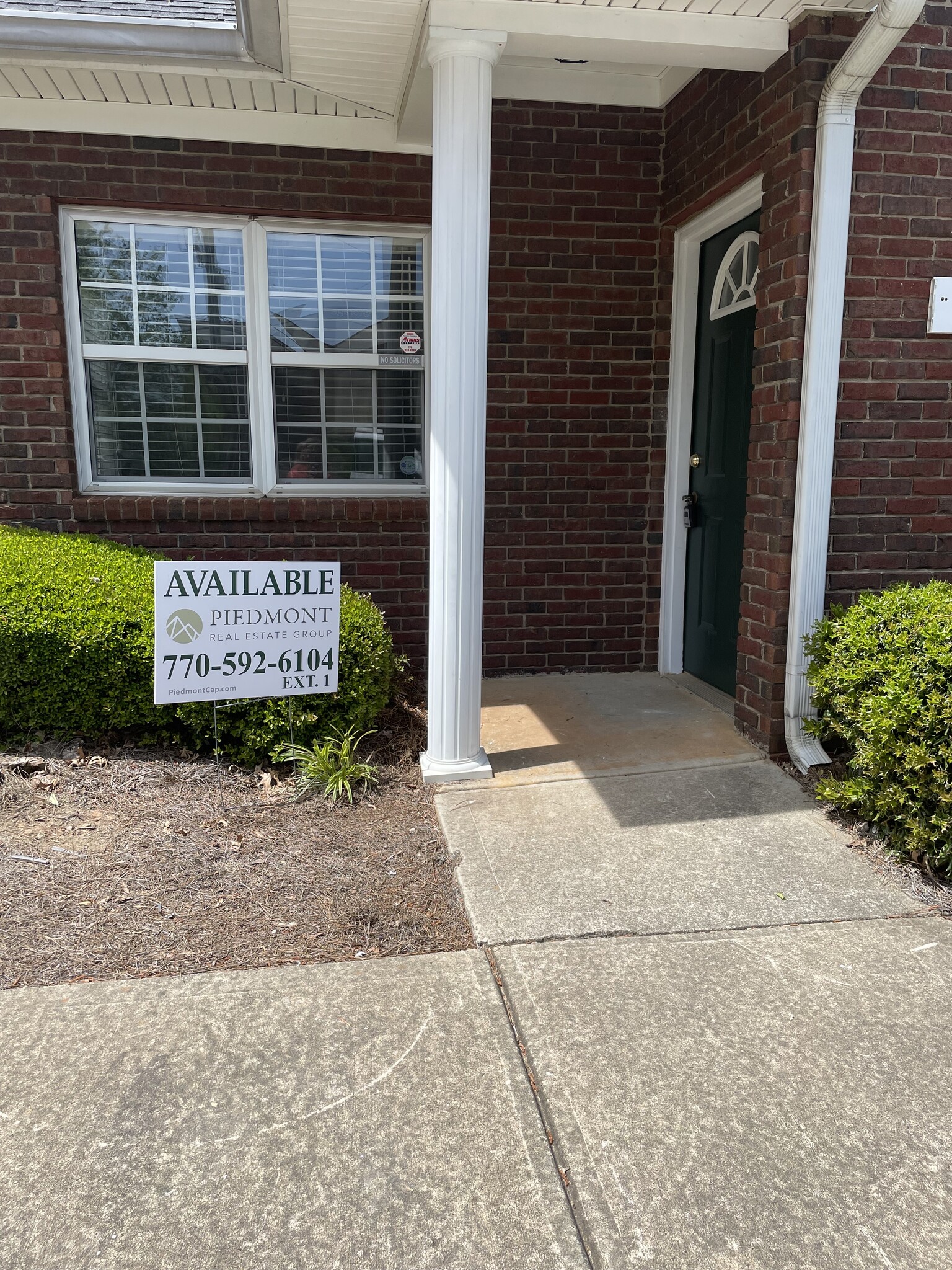 3221 S Cherokee Ln, Woodstock, GA for lease Interior Photo- Image 1 of 8