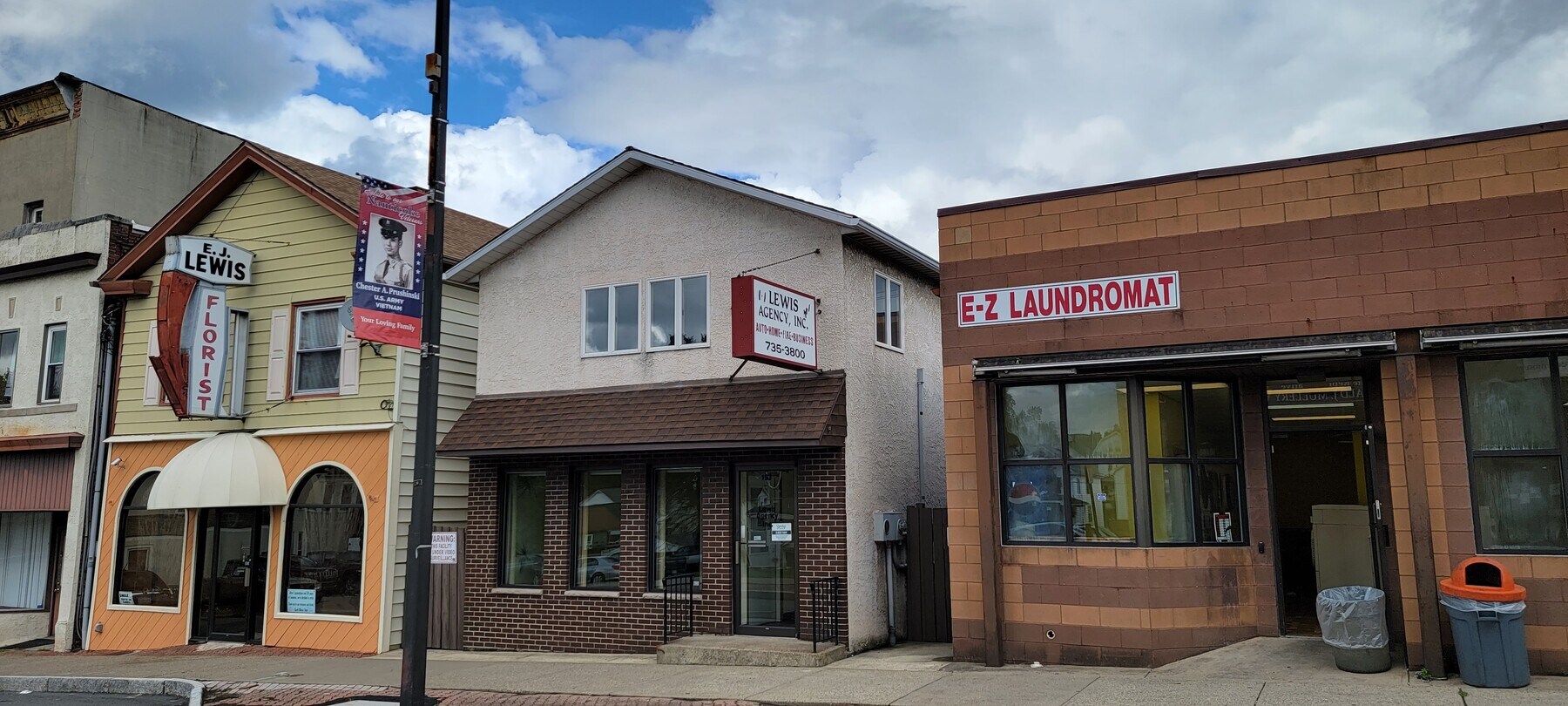 153 S Market St, Nanticoke, PA 18634