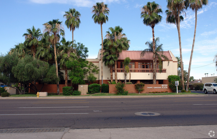 6232 N 7th St, Phoenix, AZ for lease - Building Photo - Image 2 of 6