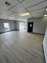 4300 Charter Ave, Oklahoma City, OK for lease Lobby- Image 2 of 16