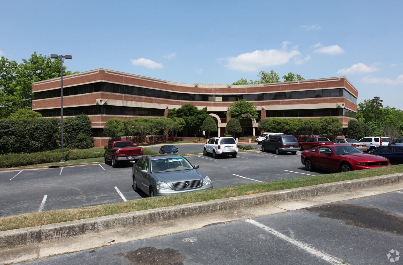 4725 Peachtree Corners Cir, Norcross, GA 30092 - The Day Building | LoopNet