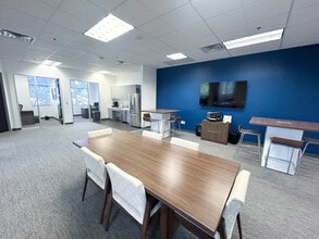 4228 N Central Expy, Dallas, TX for lease Interior Photo- Image 1 of 7