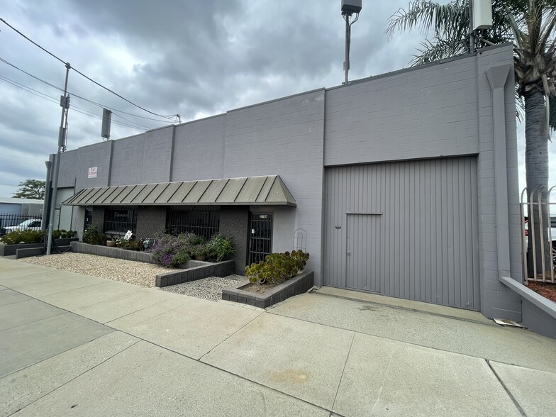 2764 Saint Louis Ave, Signal Hill, CA for lease - Building Photo - Image 2 of 28