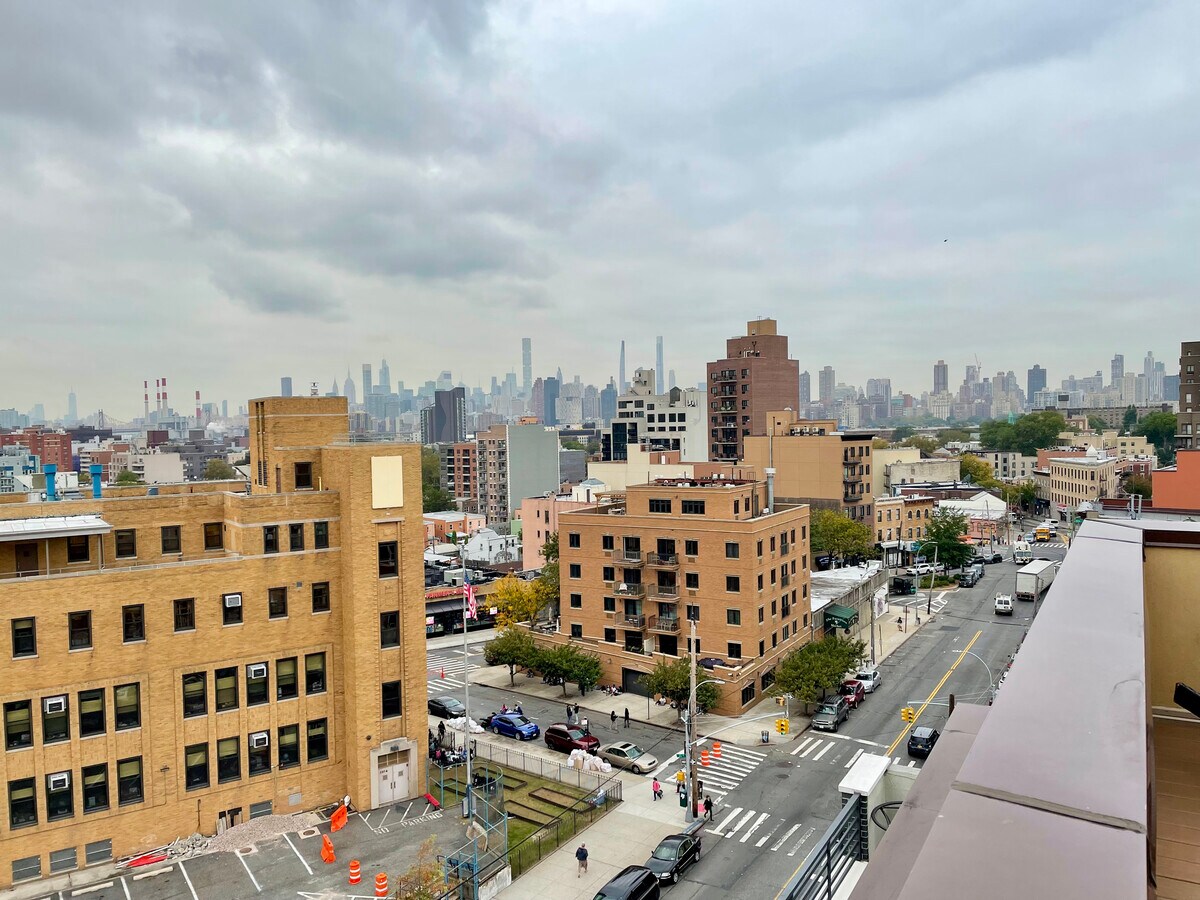 2315 Astoria Blvd, Astoria, NY 11102