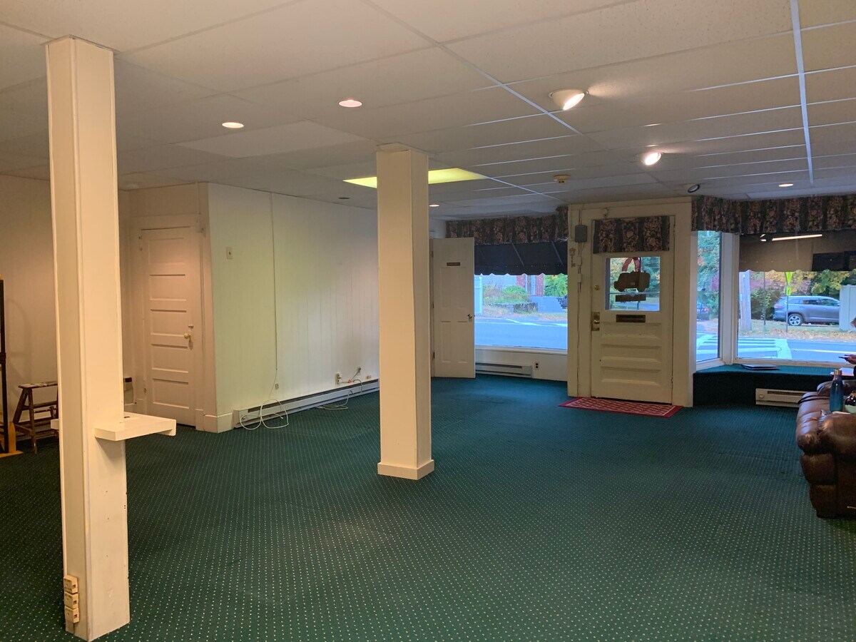 213 W Plain St, Wayland, MA 01778