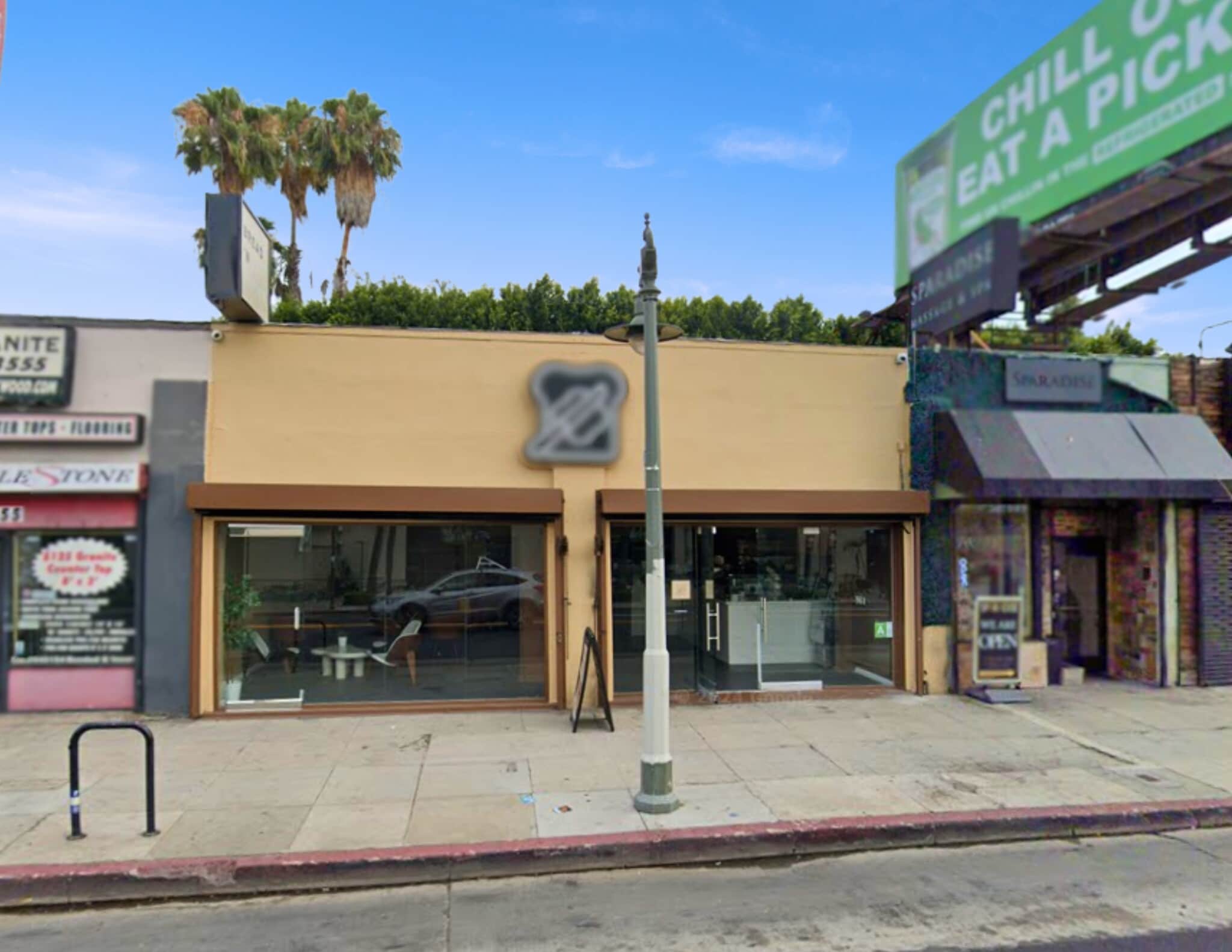 5911-5913 Hollywood Blvd, Los Angeles, CA for lease Building Photo- Image 1 of 12