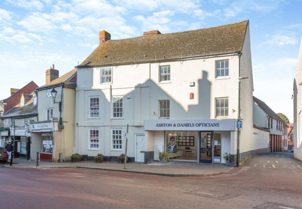 3-5 Broad St, Newent for sale Building Photo- Image 1 of 14