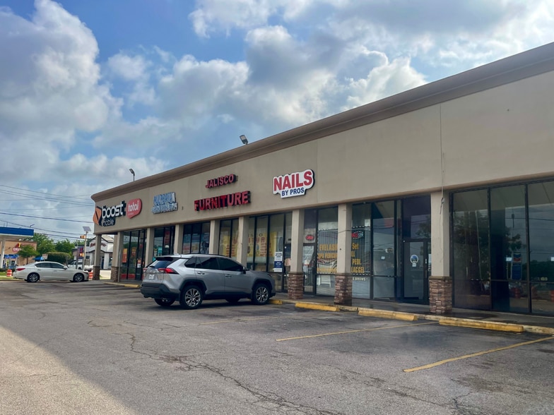 5700 Antoine, Houston, TX for lease - Building Photo - Image 2 of 7