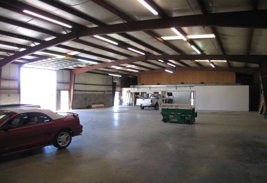 11256 Air Park Rd, Ashland, VA for lease - Building Photo - Image 2 of 7