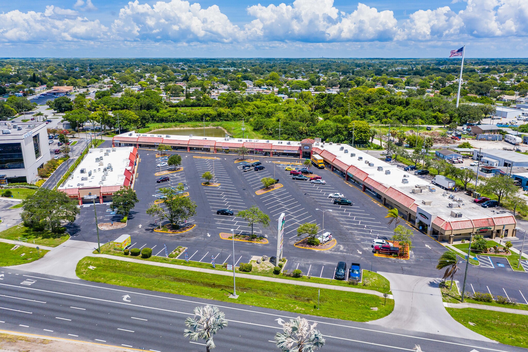 10110-10156 US Highway 19, Port Richey, FL for lease Primary Photo- Image 1 of 3