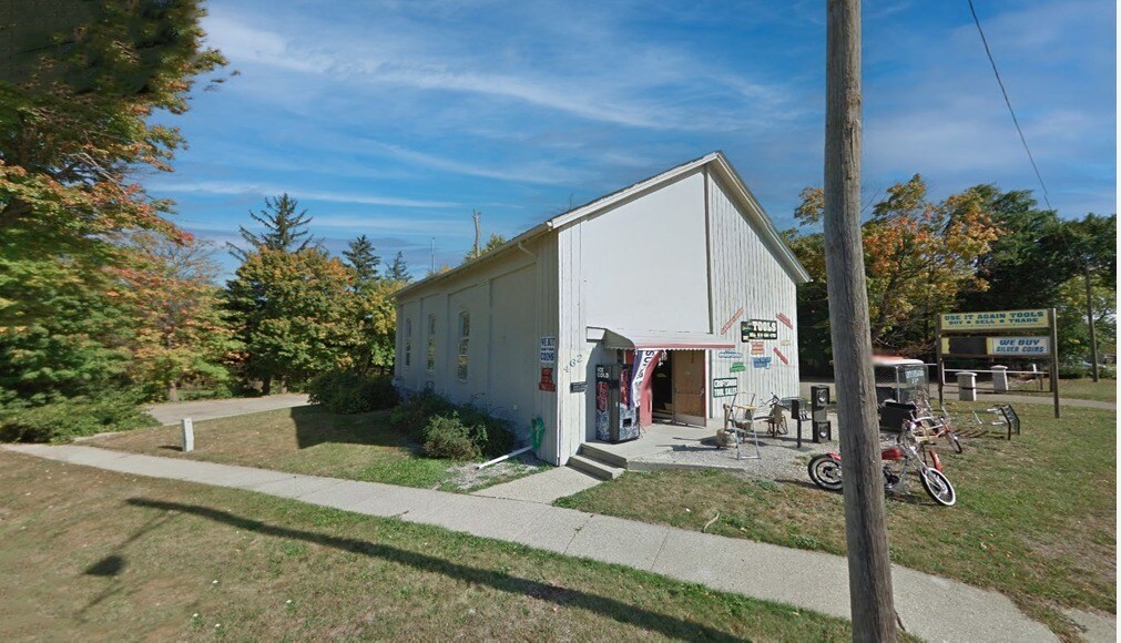 462 W Genesee St, Lapeer, MI for sale Primary Photo- Image 1 of 1