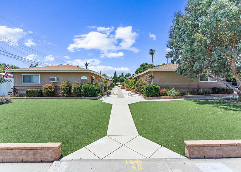 203-247 S Monte Vista St, La Habra, CA for sale - Building Photo - Image 3 of 8