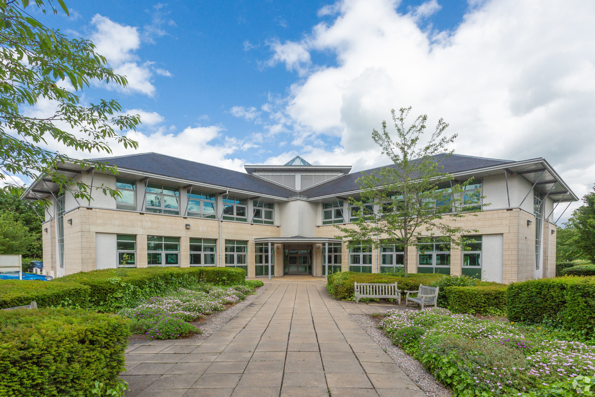 The Castle Business Park, Stirling for sale Primary Photo- Image 1 of 1