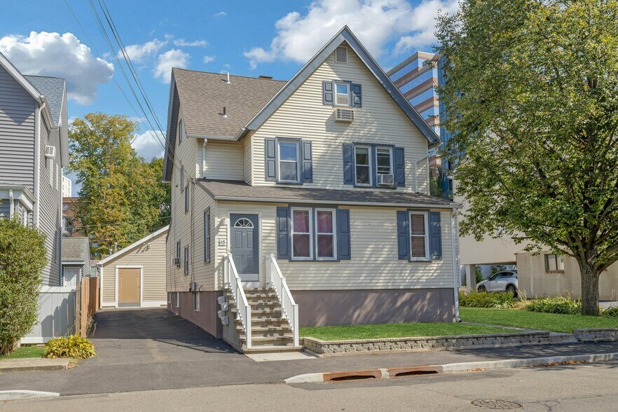 45 Pleasant St, Stamford, CT for sale - Building Photo - Image 3 of 22