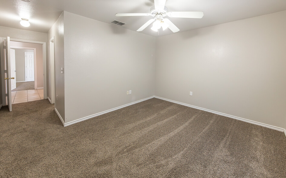 602 N Belmont, Lubbock, TX for sale - Building Photo - Image 3 of 76