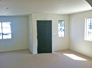 709 E Haley St, Santa Barbara, CA for lease Interior Photo- Image 2 of 7