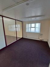 Silver St, Reading for lease Interior Photo- Image 2 of 5