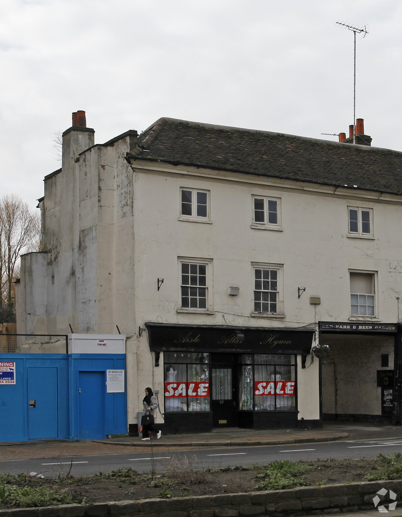 19 High St, Edgware for sale Primary Photo- Image 1 of 3