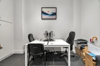 6 Rue D'Antin, Paris for lease Interior Photo- Image 2 of 7