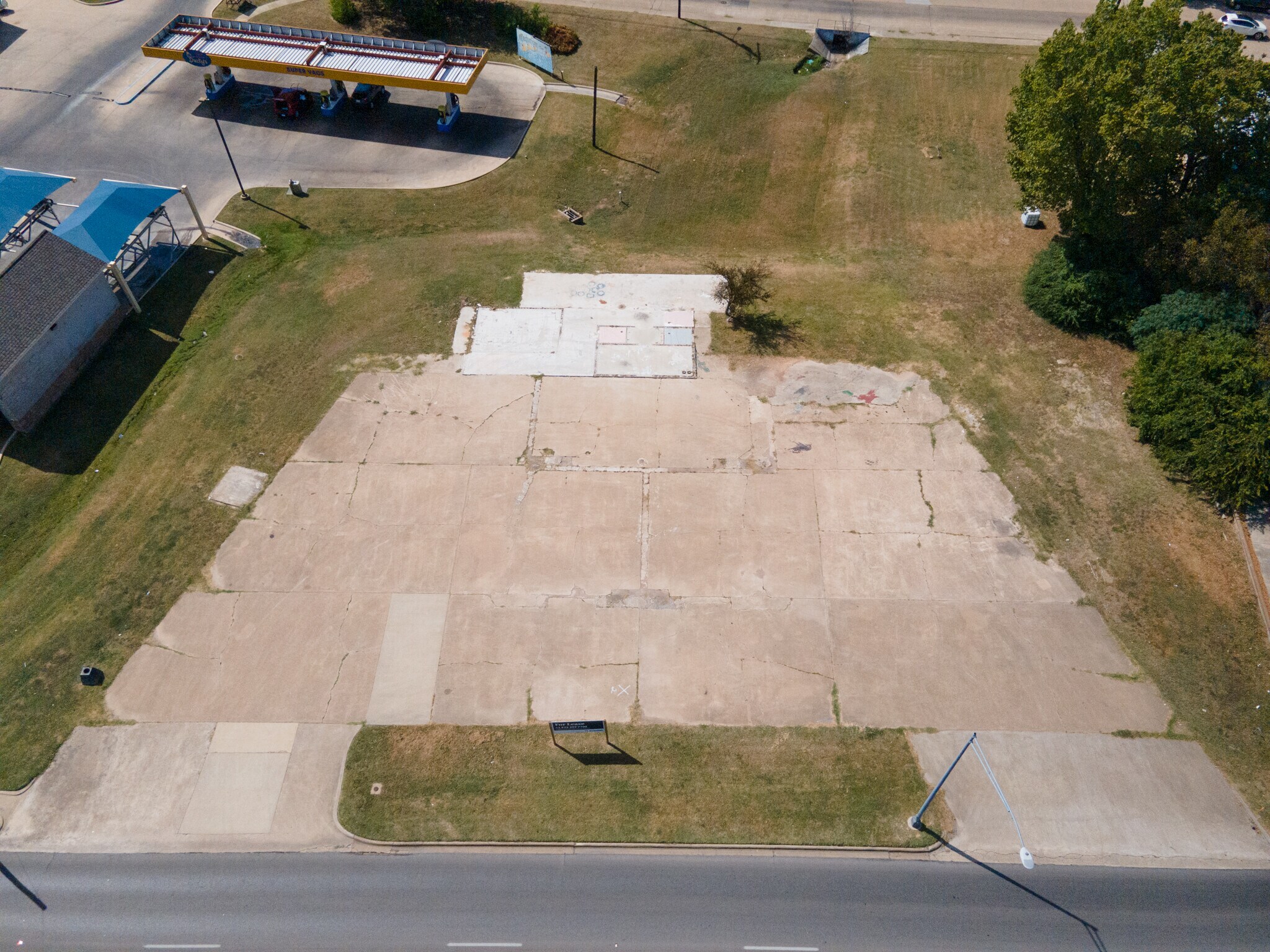 1522 S Texas Ave, Bryan, TX for sale Building Photo- Image 1 of 1