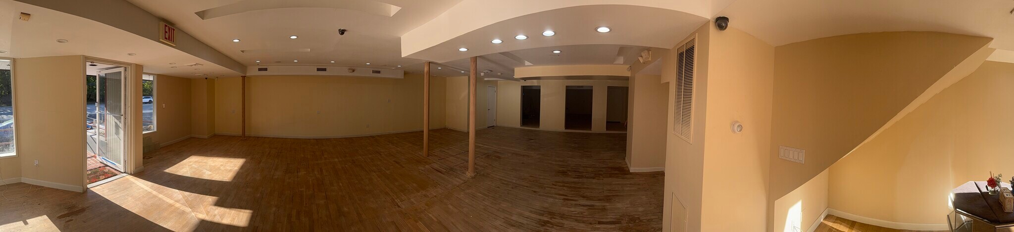 62 Glen Cove Rd, Roslyn Heights, NY for lease Building Photo- Image 1 of 6