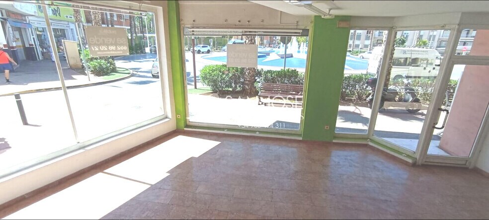 Retail in Santa Pola for sale - Building Photo - Image 3 of 11