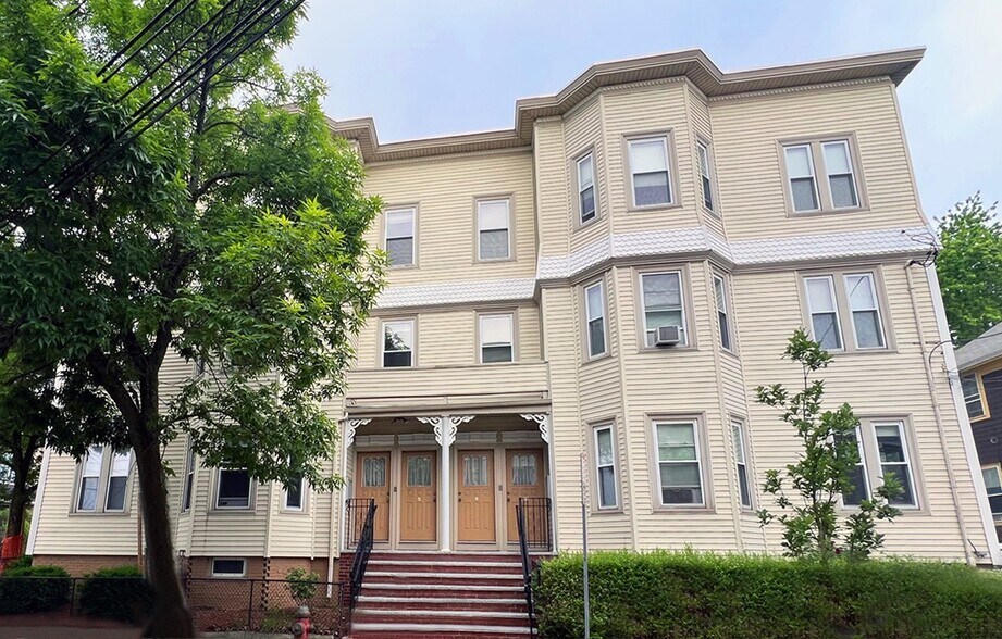 2 Ivaloo St, Somerville, MA for sale - Primary Photo - Image 1 of 1