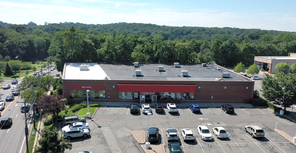 1410-1420 Northern Blvd, Manhasset, NY for lease - Building Photo - Image 3 of 6
