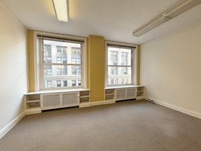 77 W Washington St, Chicago, IL for lease Interior Photo- Image 1 of 5