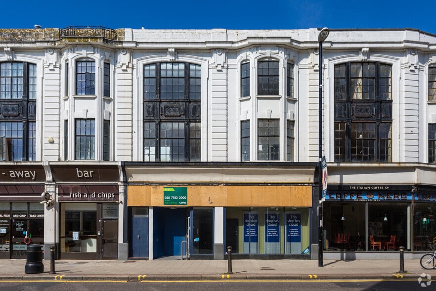 8-9 Arcade Buildings, Worthing for sale - Primary Photo - Image 1 of 1