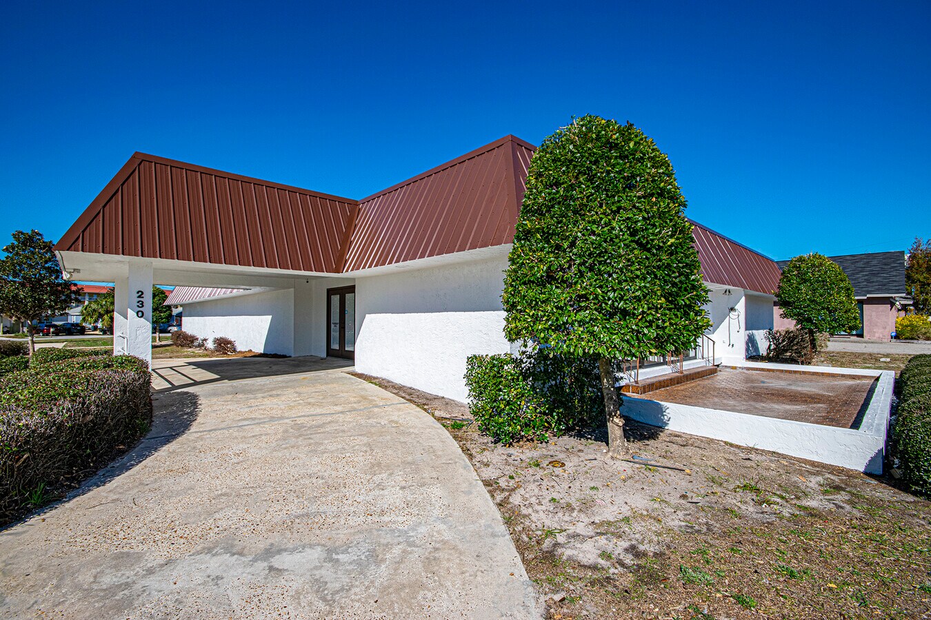 230 S Arnold Rd, Panama City Beach, FL 32413