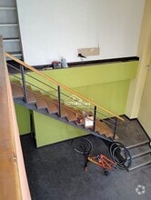 Retail in Madrid, Madrid for lease Interior Photo- Image 2 of 11