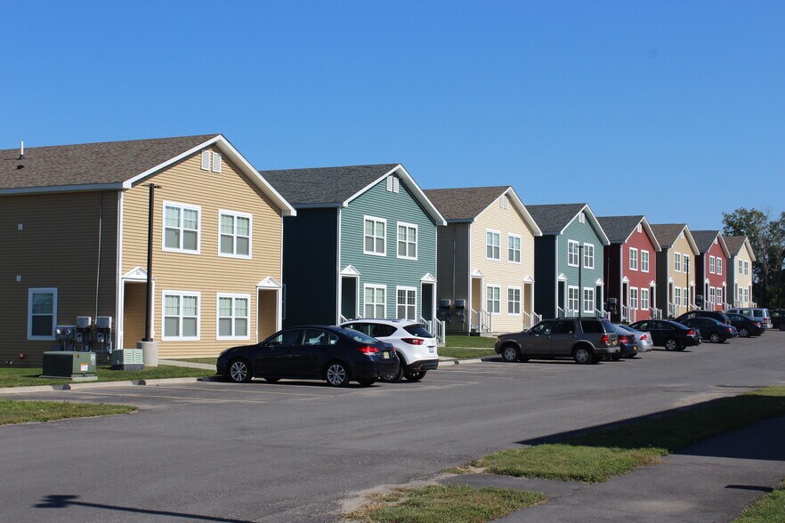 206 Outer Main St, Potsdam, NY for sale - Building Photo - Image 1 of 1