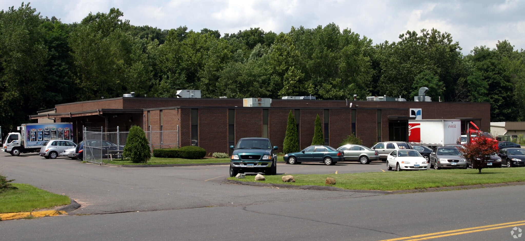 155 Industrial Park Rd, Middletown, CT for sale Primary Photo- Image 1 of 1