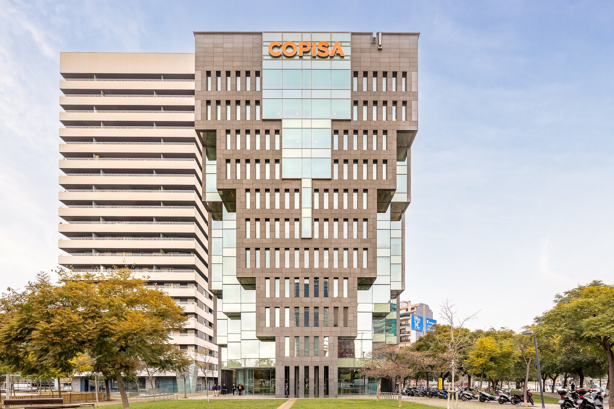 Plaça d'Europa, 2-4, L'Hospitalet de Llobregat, Barcelona for lease Primary Photo- Image 1 of 7