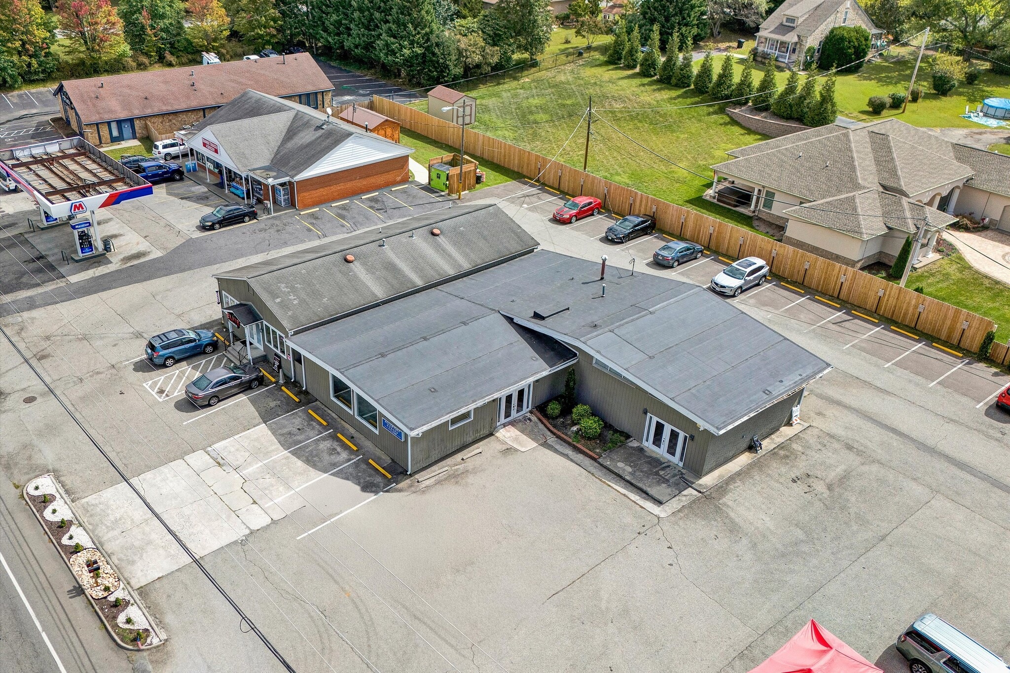 3664 Colonial Ave, Cave Spring, VA for lease Primary Photo- Image 1 of 24