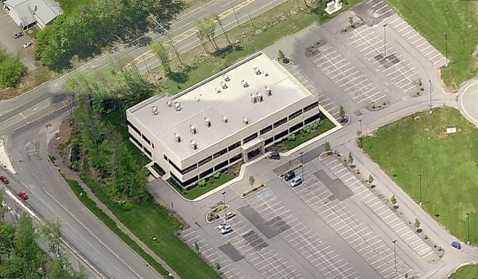 100 Community Dr, Tobyhanna, PA for lease - Building Photo - Image 2 of 26