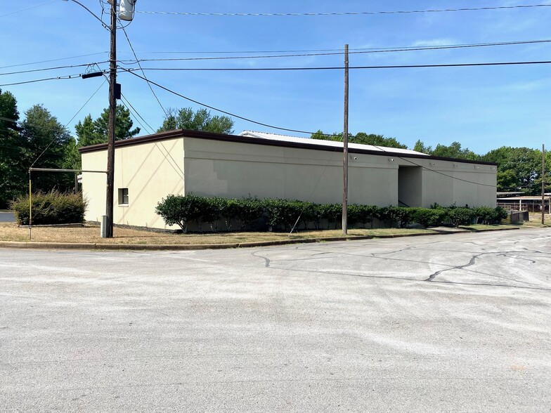 3401 G E Dr, Tyler, TX for lease - Building Photo - Image 1 of 40