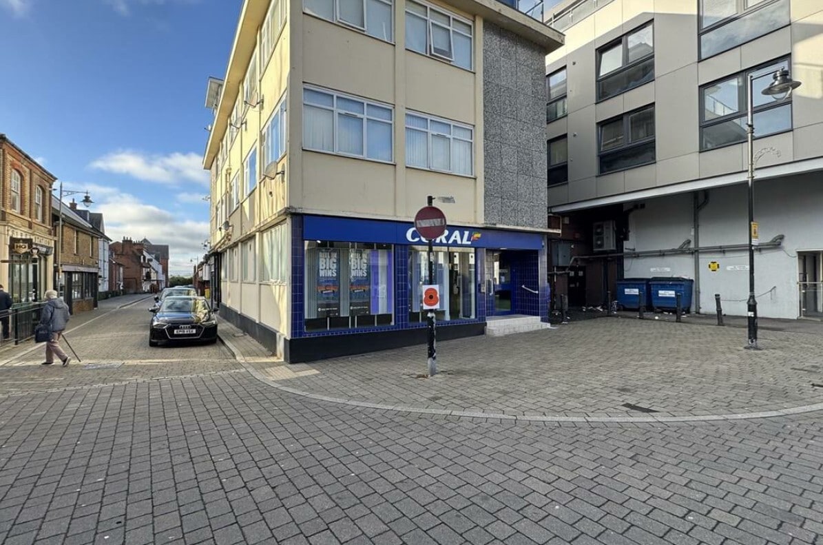 1-3 Crown St, Brentwood for sale Primary Photo- Image 1 of 4