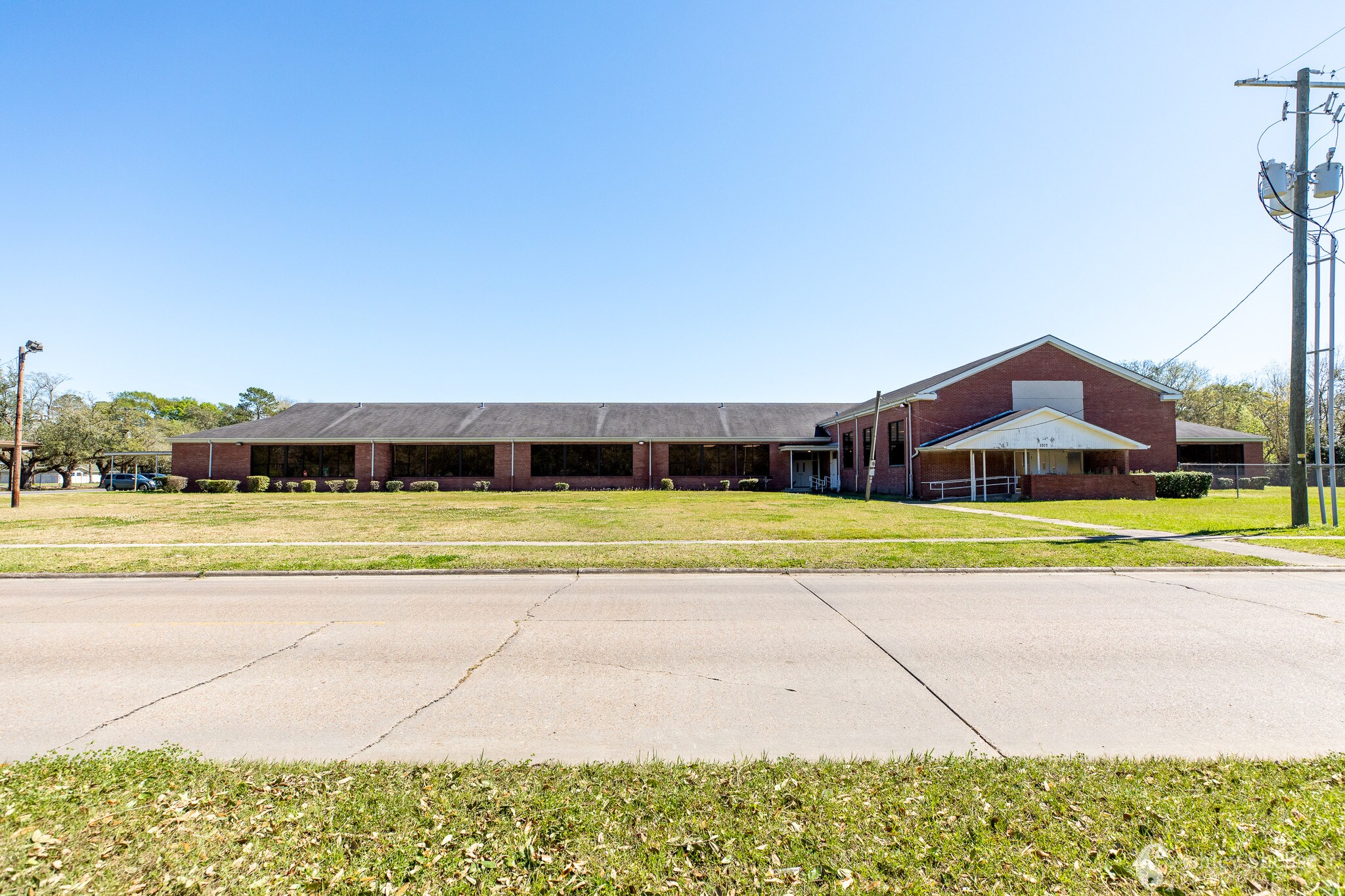1017 6th Ave, Lake Charles, LA for sale Primary Photo- Image 1 of 1