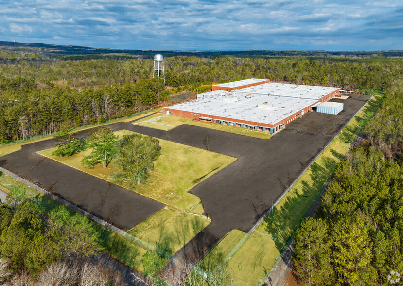 1000 W Main St, Manchester, GA for sale - Building Photo - Image 1 of 3