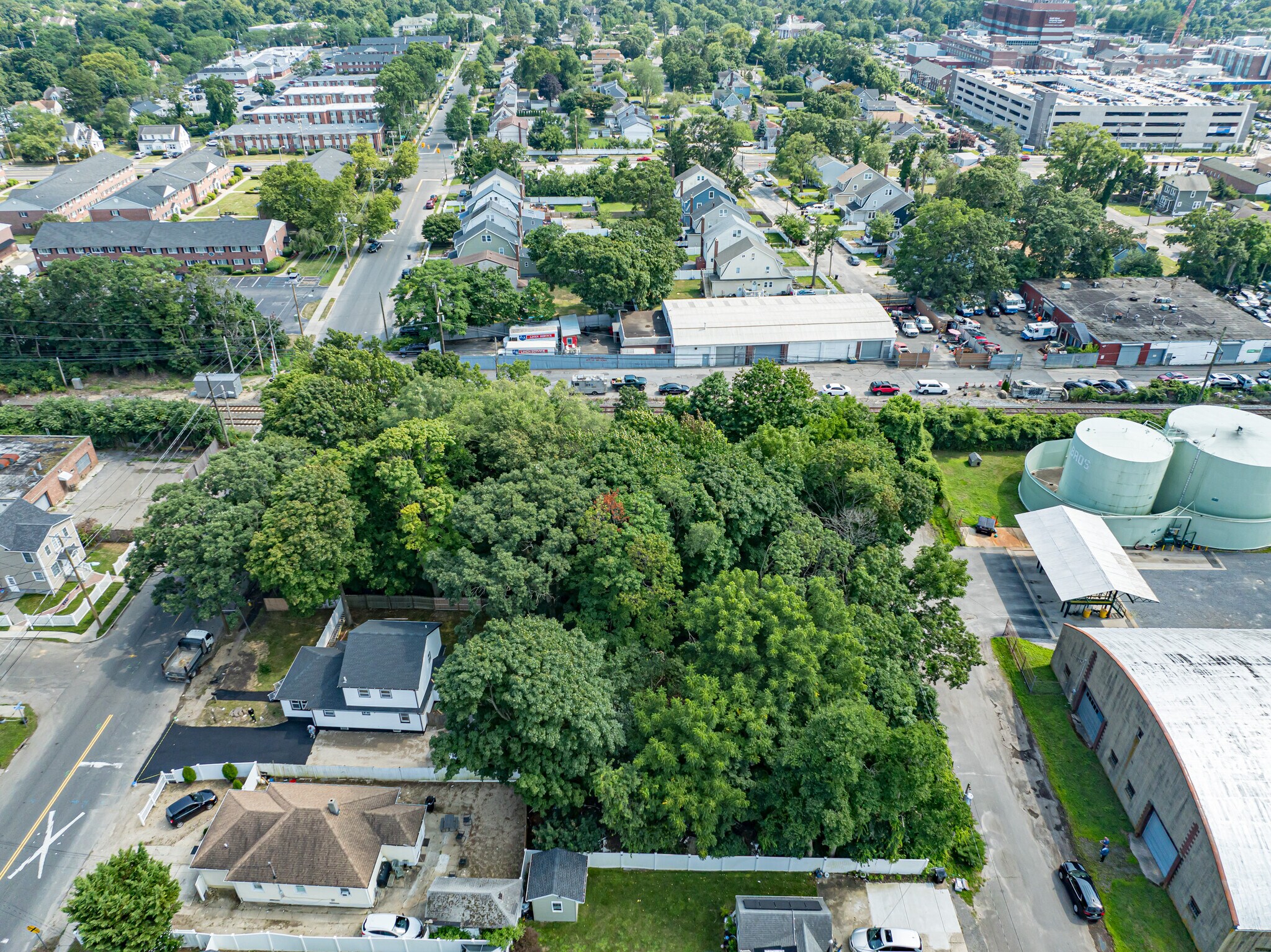 0 Redmond ave, Bay Shore, NY for sale Primary Photo- Image 1 of 1