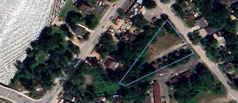 44 Beck St, Wasaga Beach, ON for sale - Building Photo - Image 3 of 5