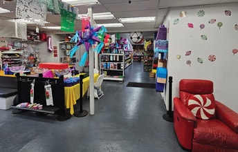 3508 Firestone Blvd, South Gate, CA for lease Interior Photo- Image 2 of 2