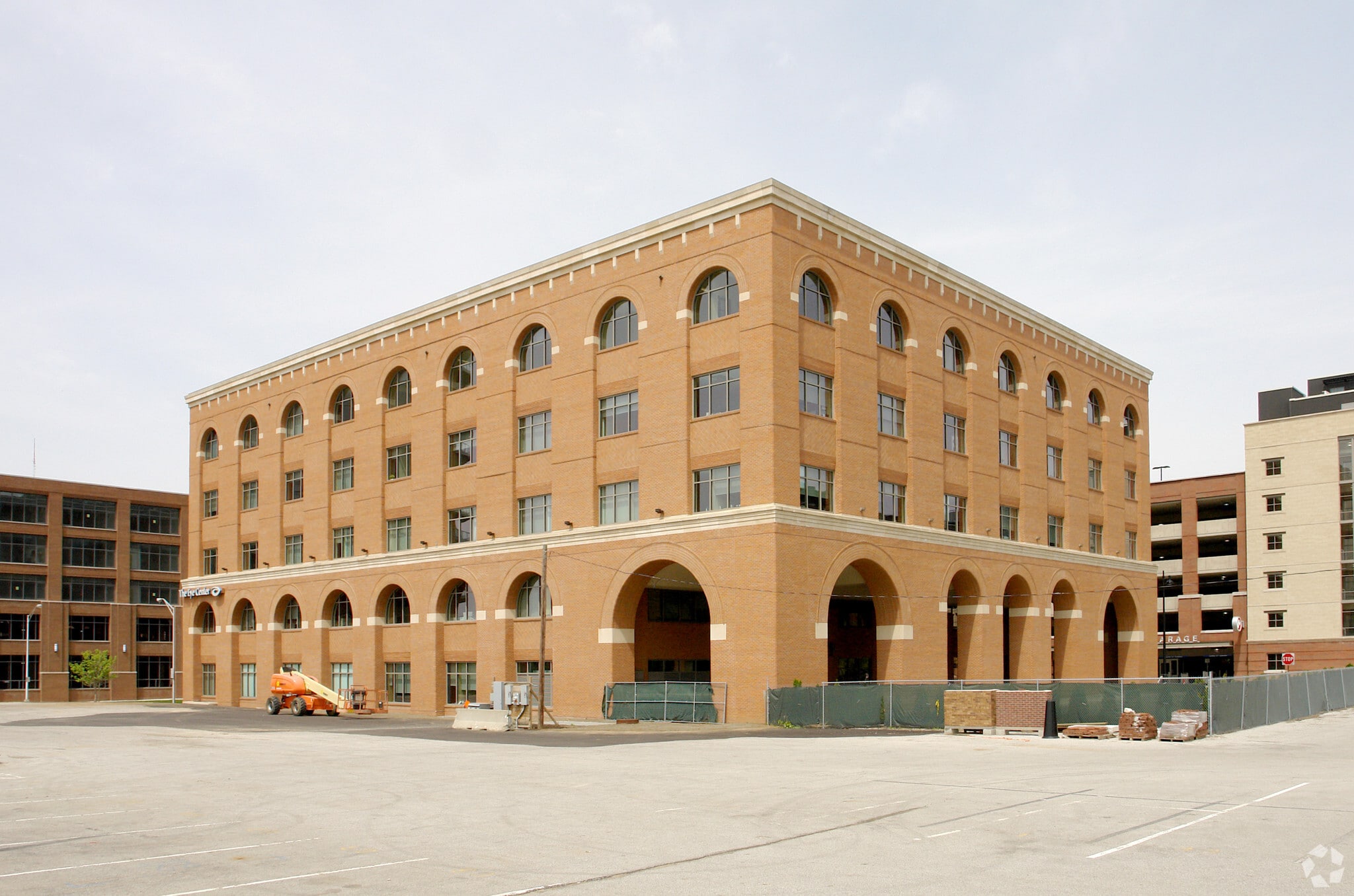 262 Neil Ave, Columbus, OH 43215 Eye Center