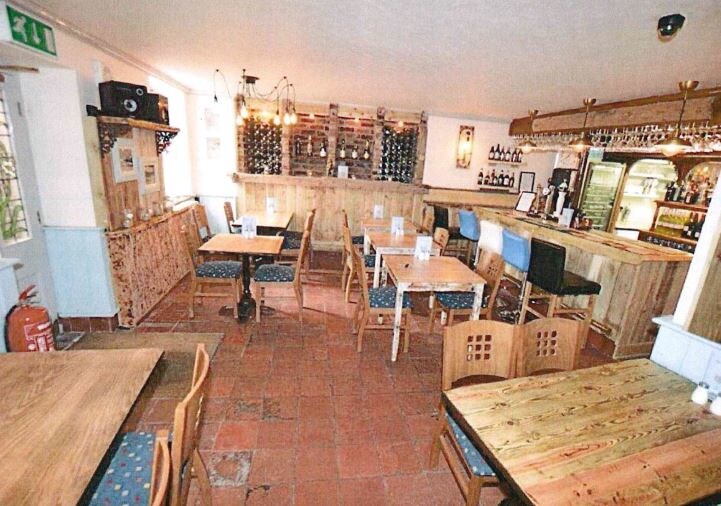 17 Glandovey Ter, Aberdovey, GWN LL35 0EB