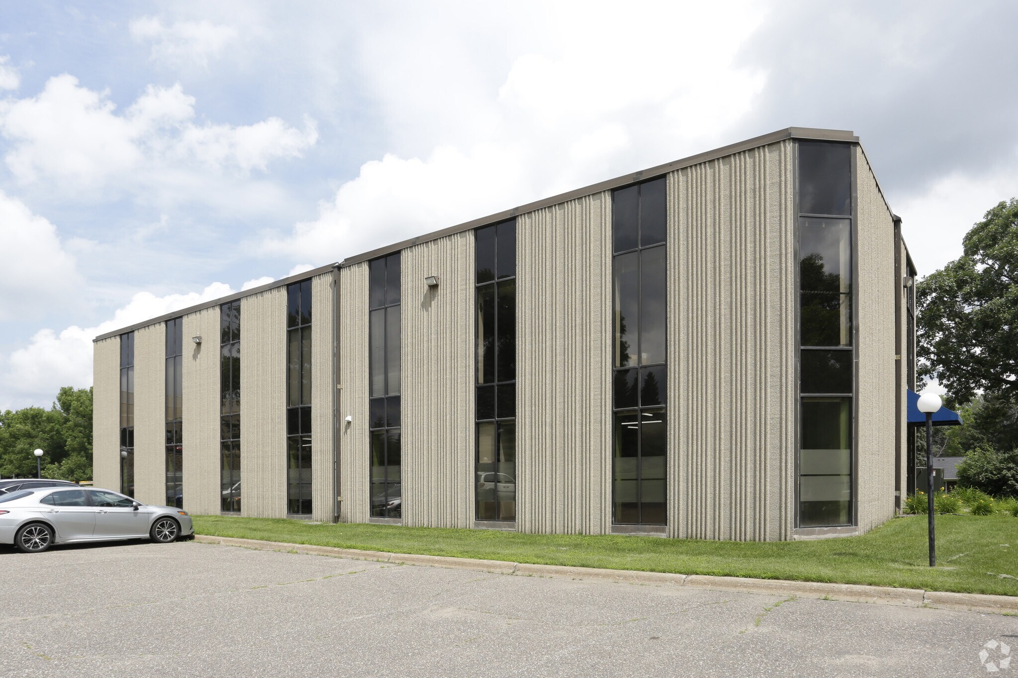 6240 N Quinwood Ln, Maple Grove, MN 55369 Office for Lease