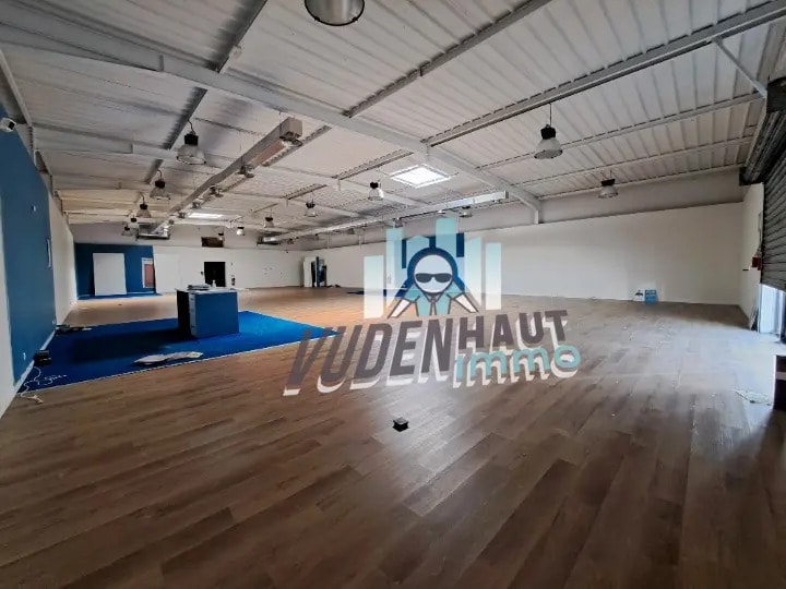 Retail in Portet-sur-Garonne for lease - Interior Photo - Image 2 of 9