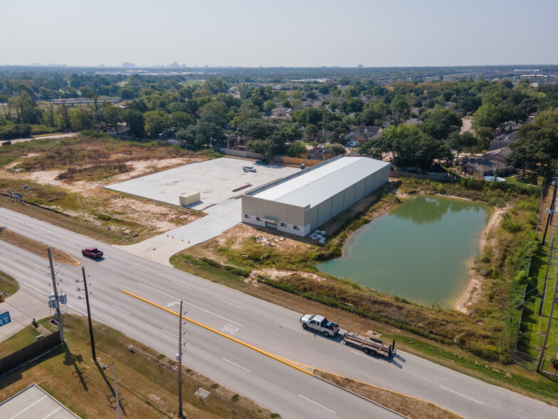 18545 Clay Rd, Houston, TX for lease - Building Photo - Image 2 of 8